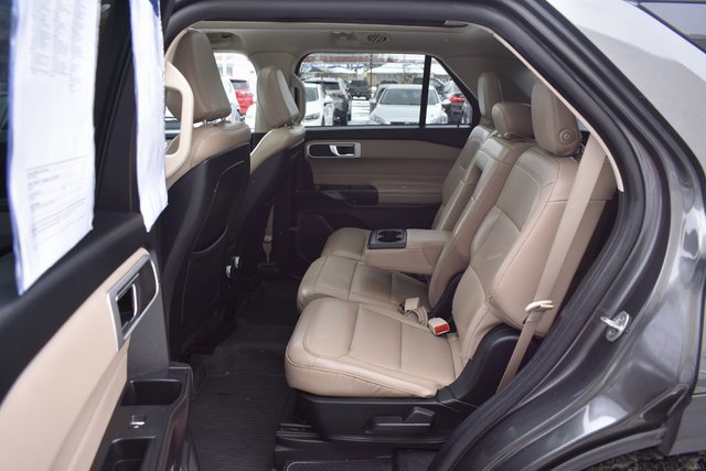 Used 2020 Ford Explorer XLT w/ Equipment Group 202A image 34