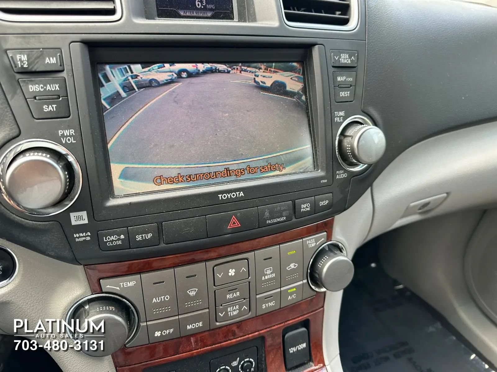 Used 2012 Toyota Highlander Limited w/ Tow Pkg AWD/4WD image 19
