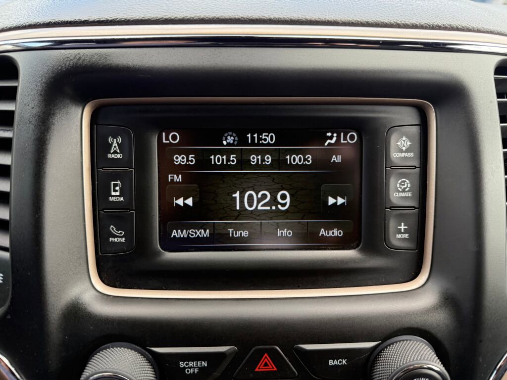 Used 2017 Jeep Grand Cherokee Laredo w/ Quick Order Package 23E image 17