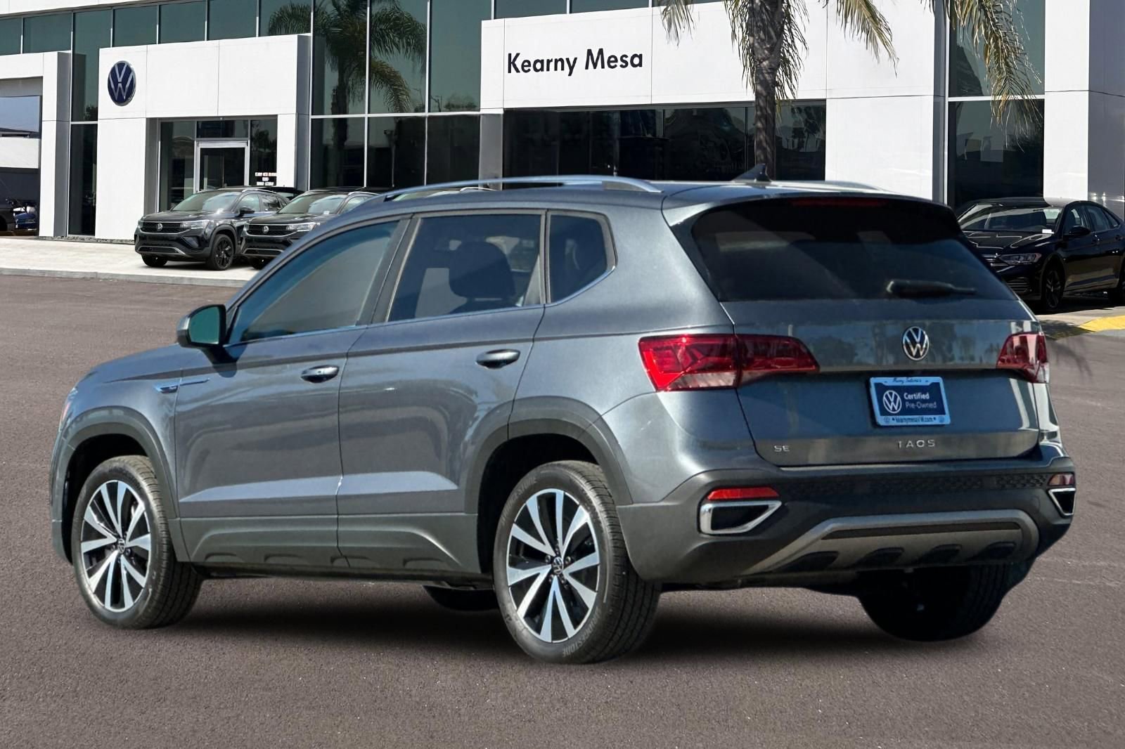 Used 2022 Volkswagen Taos SE image 6