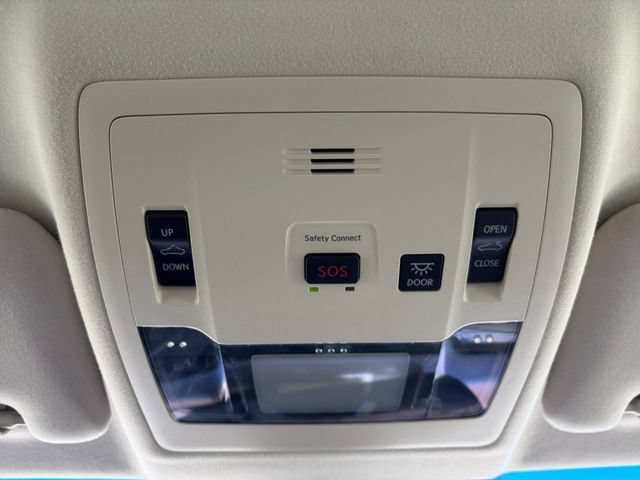 Used 2018 Lexus ES 350 w/ Luxury Package w/Wood Trim FWD image 12