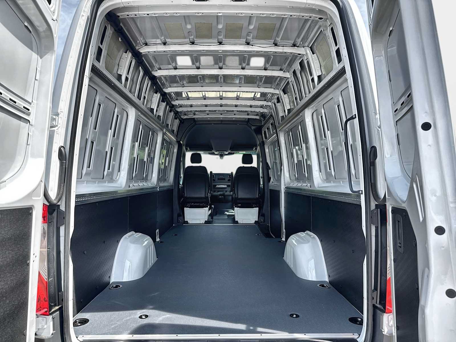 New 2026 Mercedes-Benz Sprinter 2500 image 16