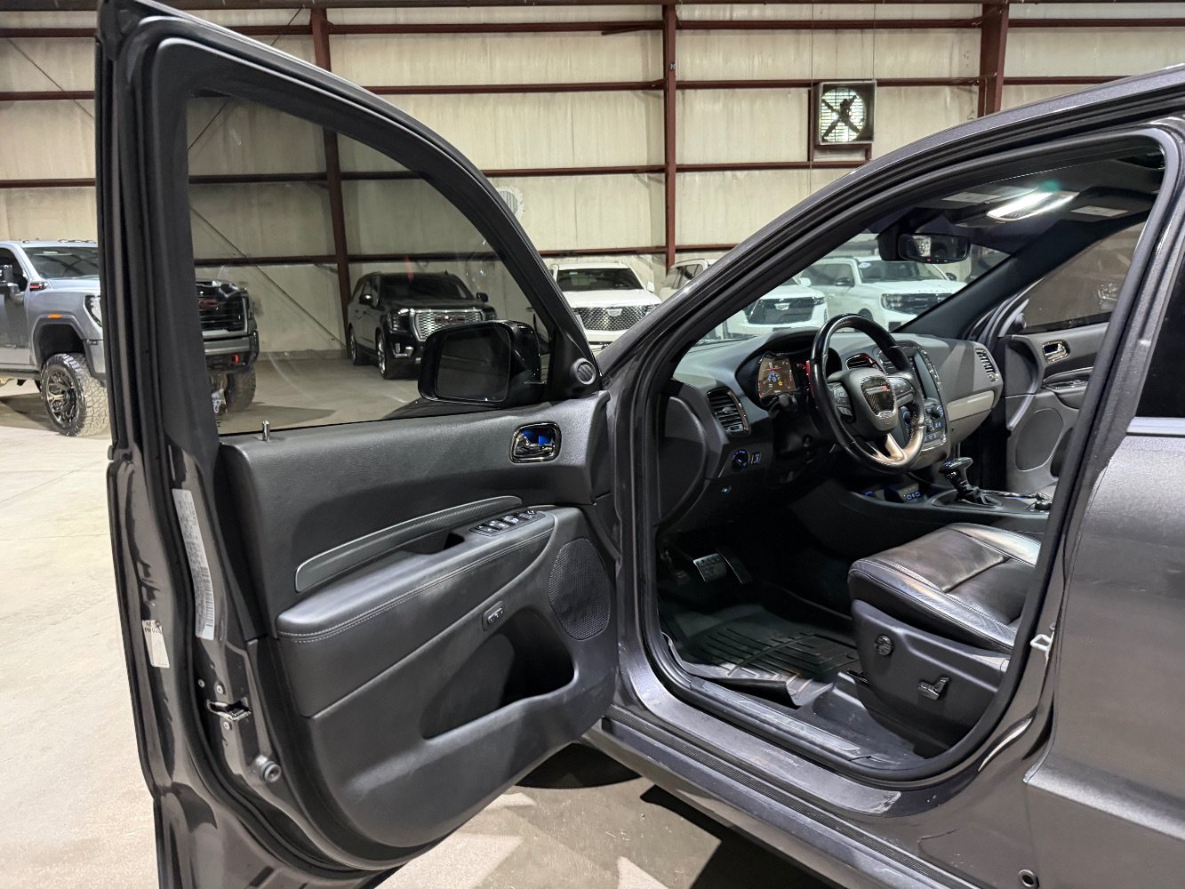 Used 2020 Dodge Durango R/T w/ Blacktop Package AWD/4WD image 13