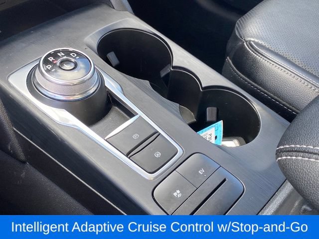 Used 2022 Ford Escape SEL w/ Technology Package FWD image 12