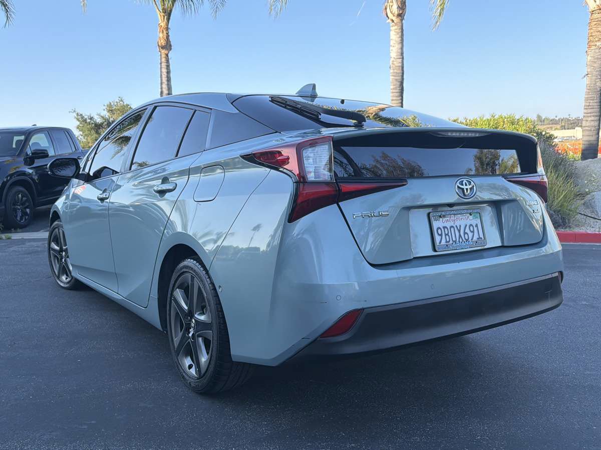 Used 2022 Toyota Prius XLE FWD image 14