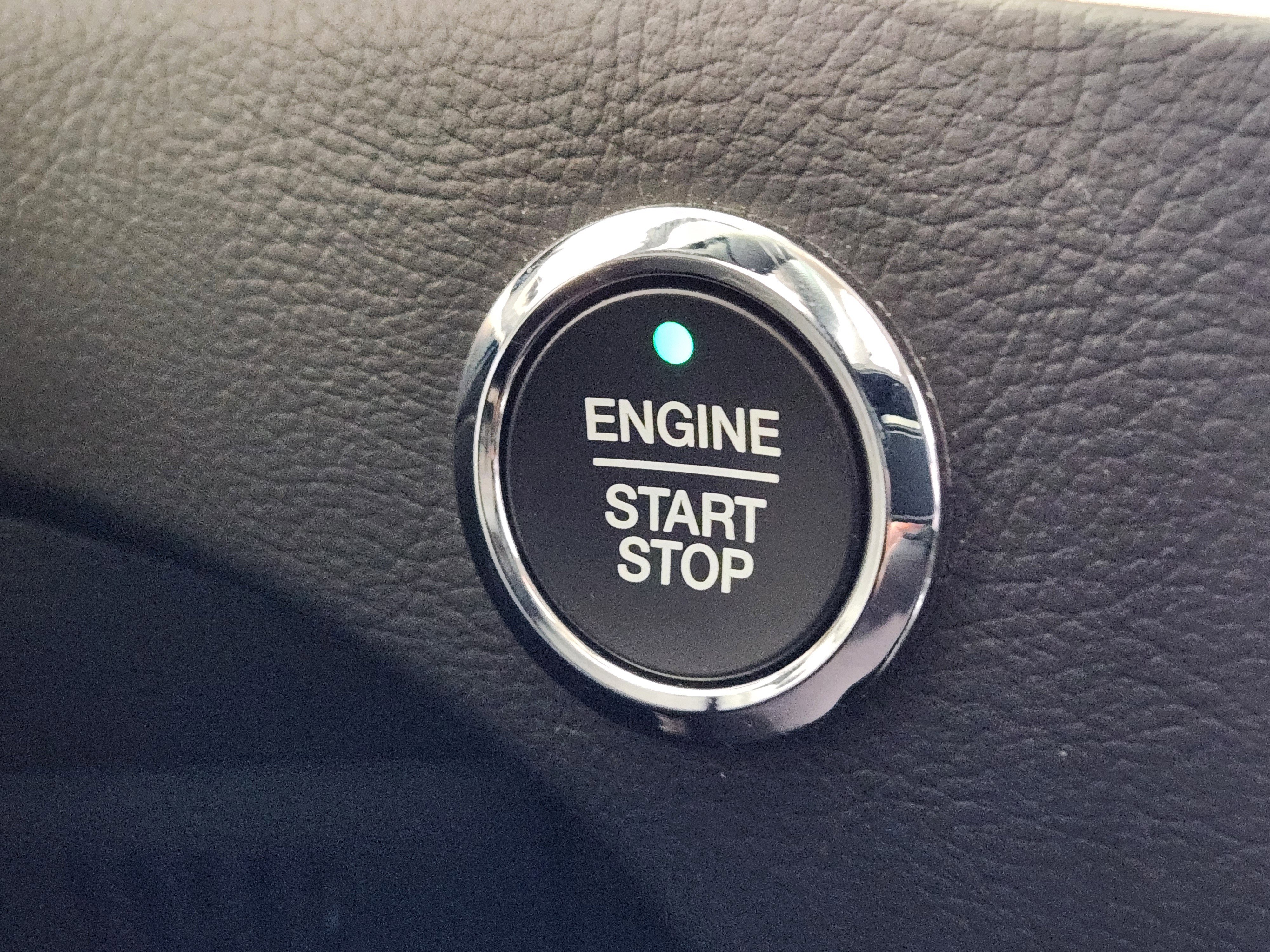 Used 2022 Ford Edge SE w/ Black Appearance Package image 26