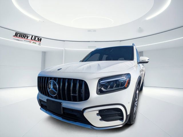 Used 2025 Mercedes-Benz GLB 35 AMG 4MATIC image 6