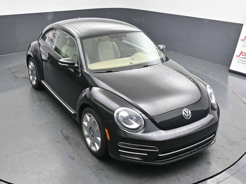 Used 2017 Volkswagen Beetle 1.8T SEL image 10