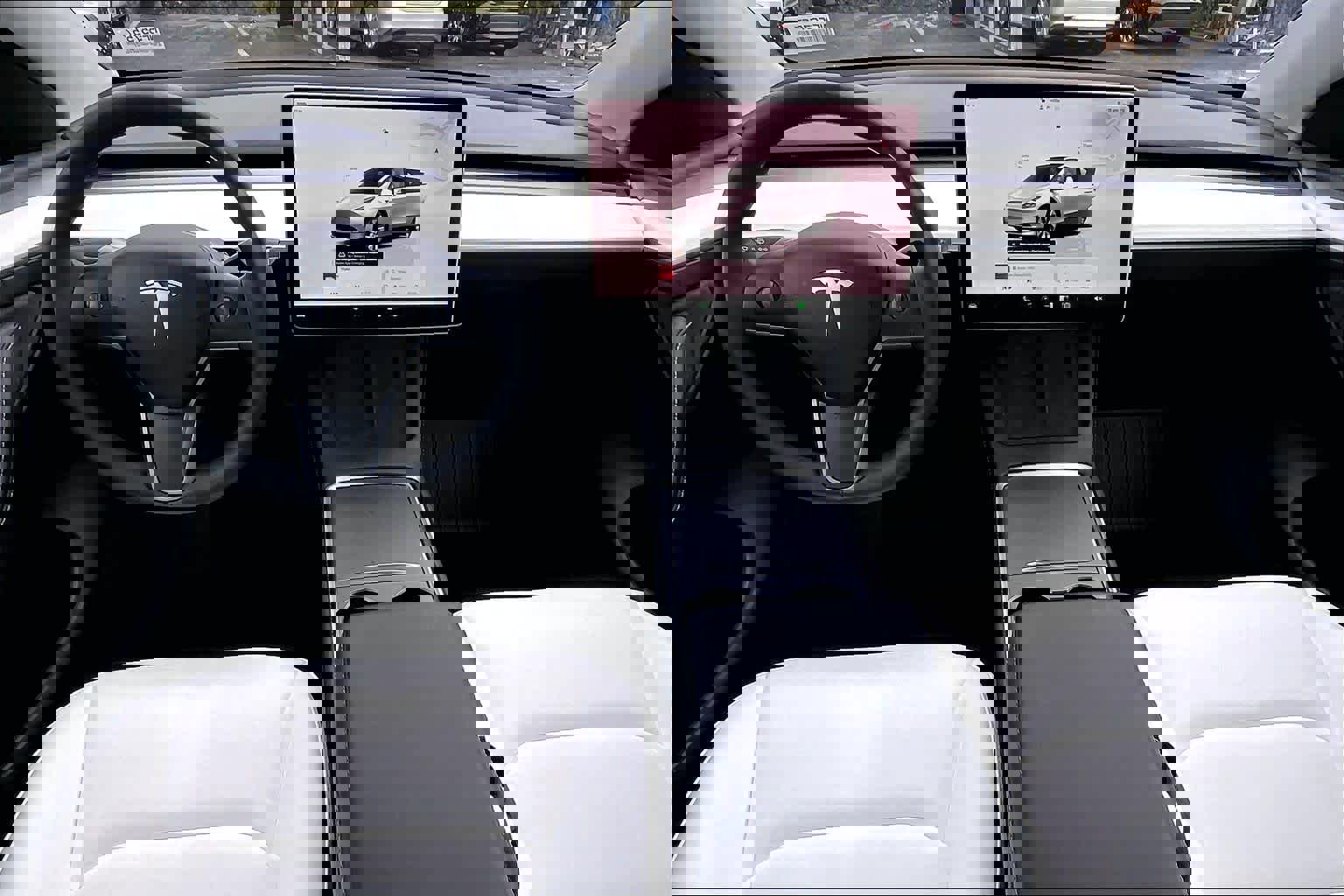 Used 2022 Tesla Model Y Long Range image 15