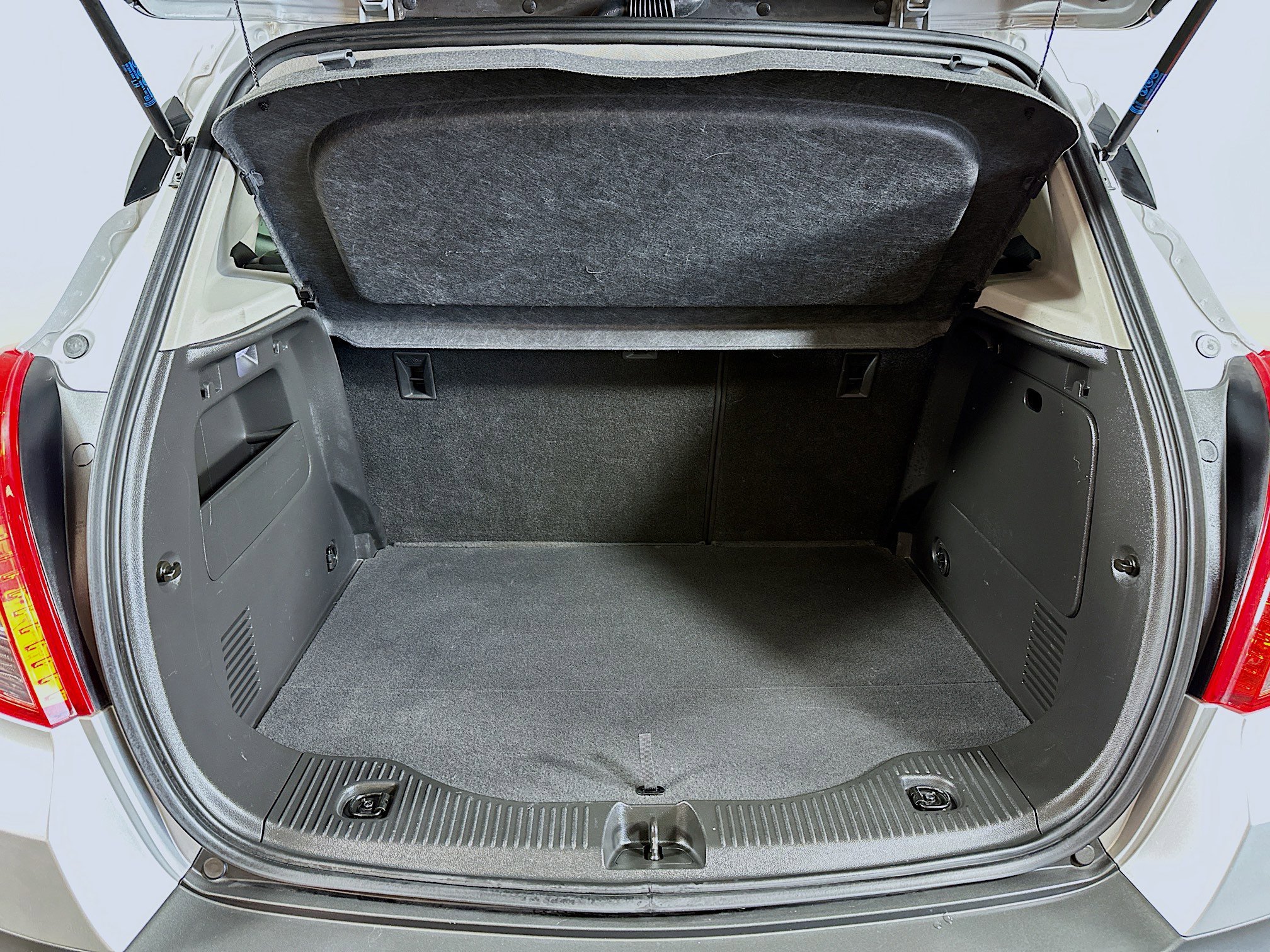 Used 2016 Buick Encore Convenience image 24