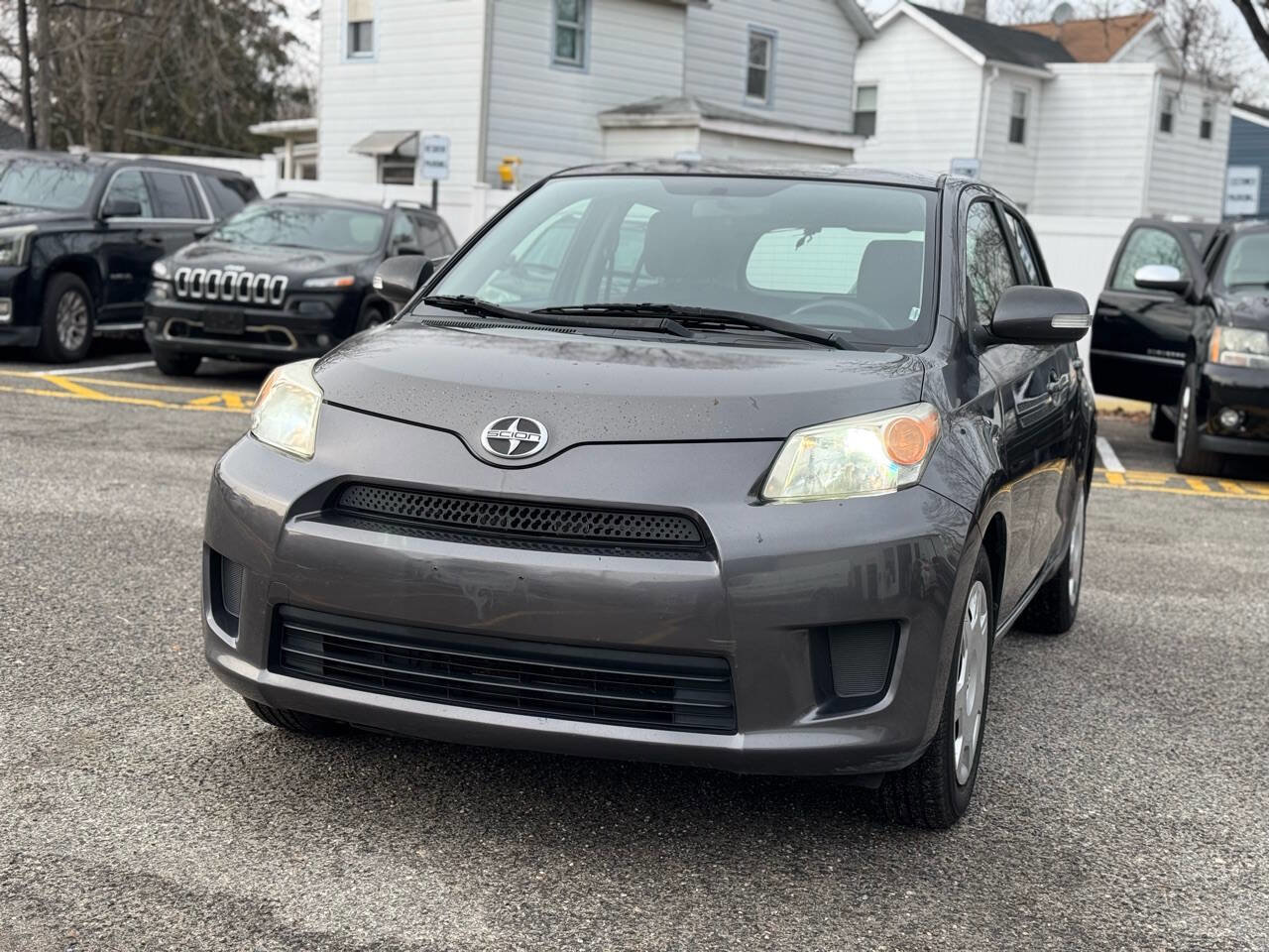 Used 2009 Scion xD image 2