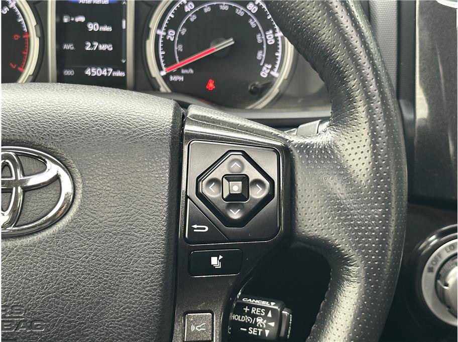 Used 2023 Toyota 4Runner TRD Off-Road Premium w/ Moonroof Package AWD/4WD image 20