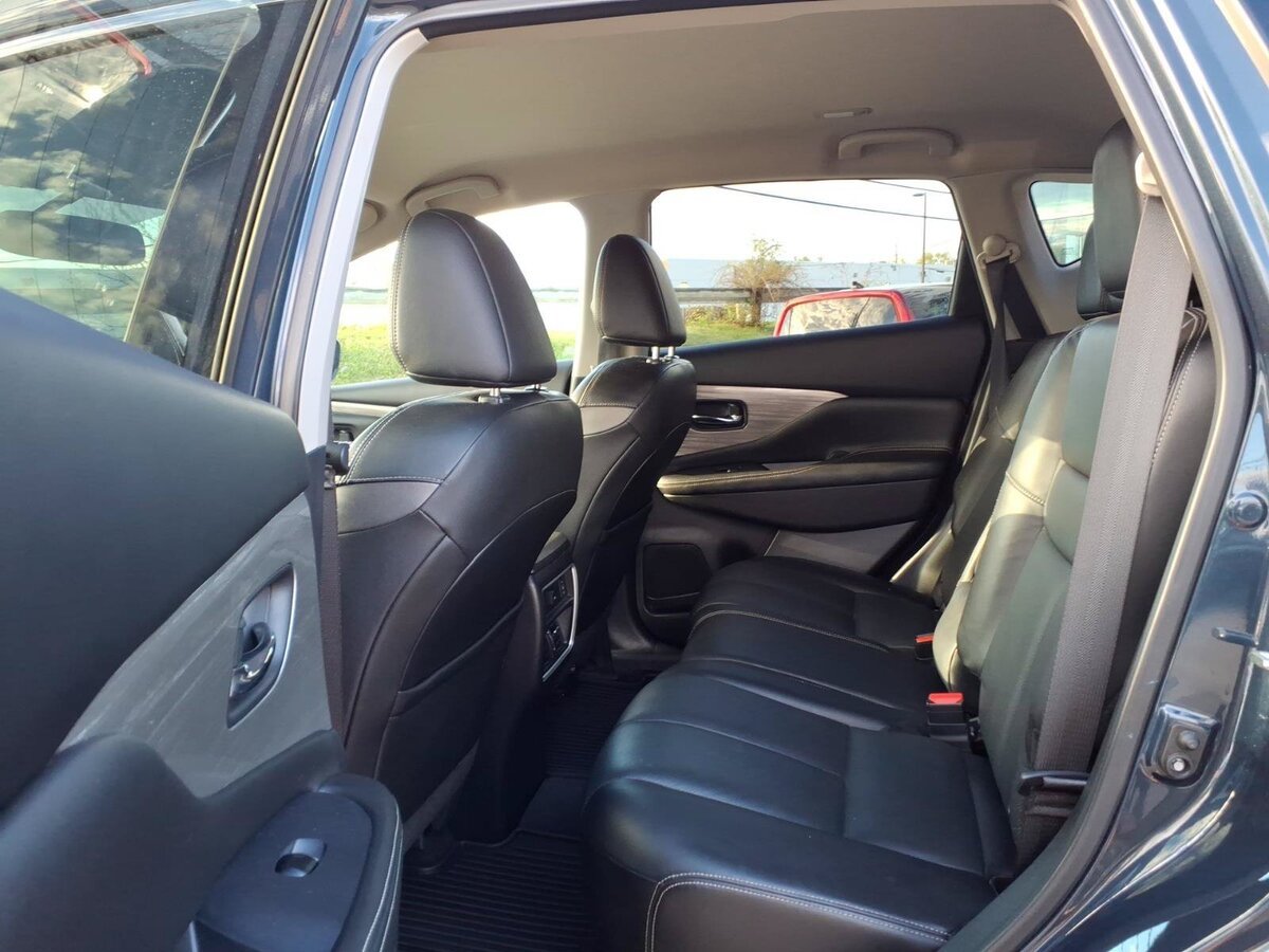 Used 2018 Nissan Murano SL AWD/4WD image 16