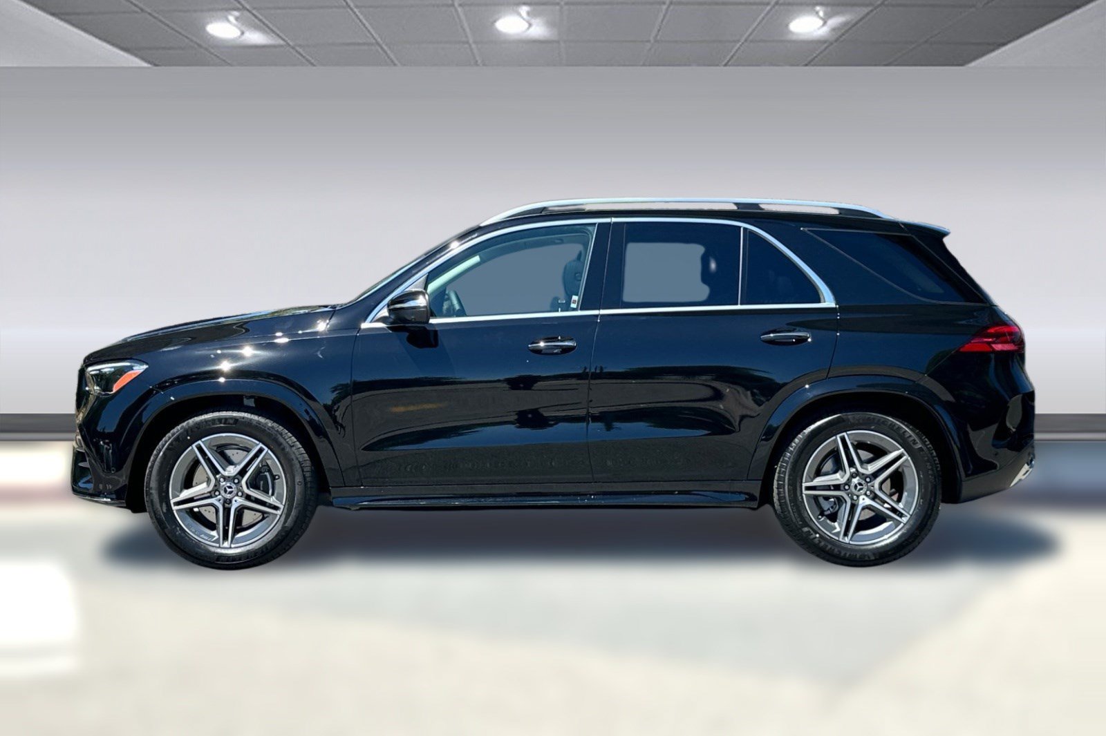 New 2026 Mercedes-Benz GLE 450 4MATIC image 2