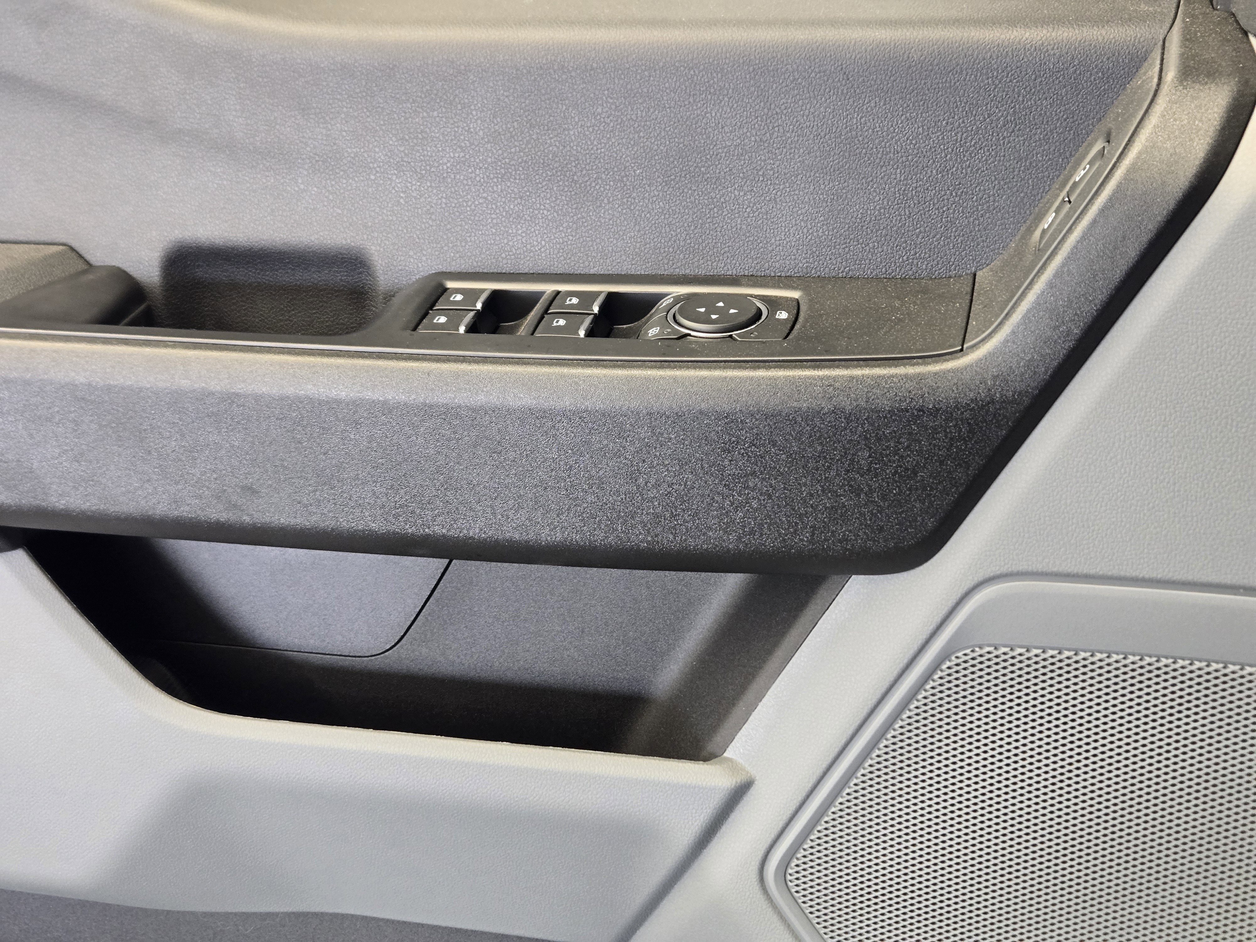 Used 2024 Ford F550 4x4 SuperCab Super Duty image 20