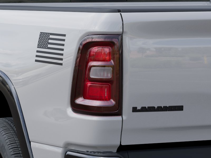 New 2026 RAM 1500 Laramie AWD/4WD image 5