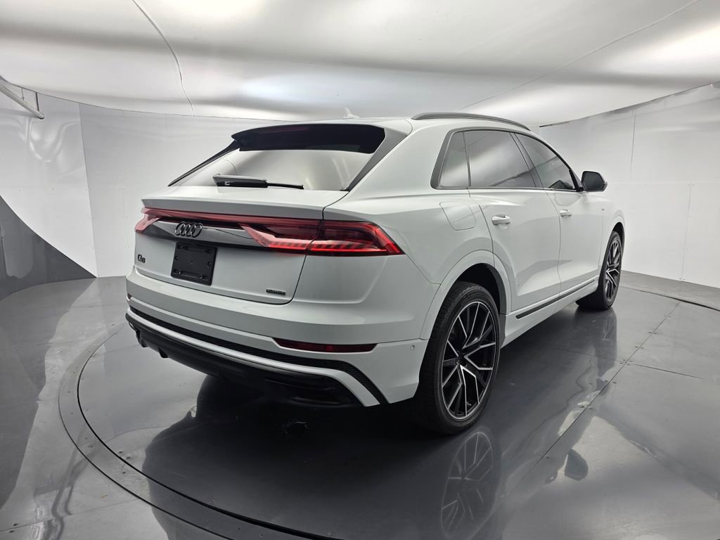 Used 2023 Audi Q8 Premium Plus w/ Premium Plus Package AWD/4WD image 4