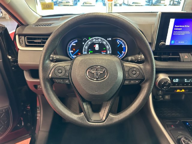Certified 2025 Toyota RAV4 XLE AWD/4WD image 18