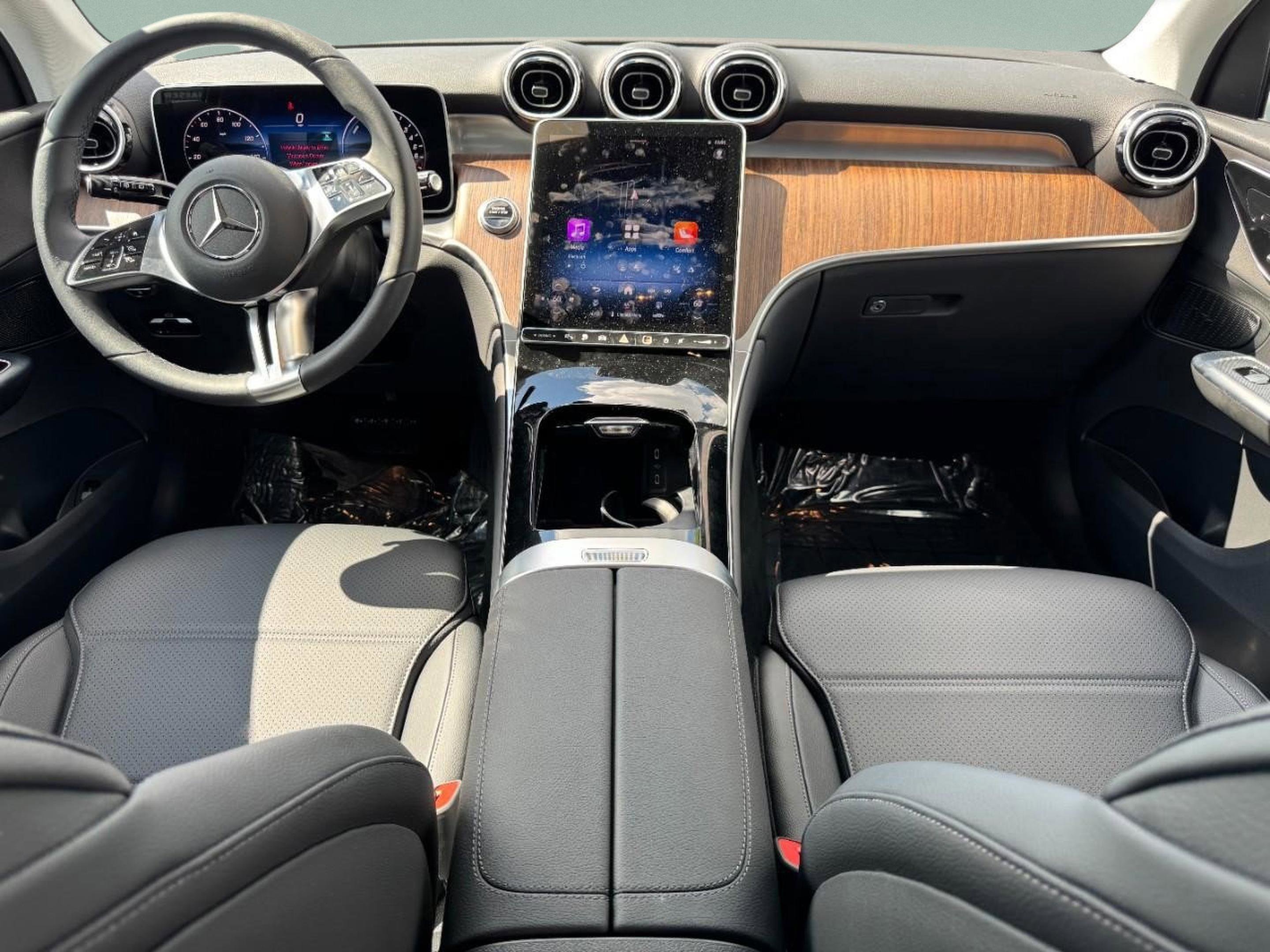 Certified 2025 Mercedes-Benz GLC 350e 4MATIC image 14