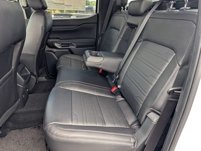 Used 2025 Ford Ranger Lariat w/ Black Appearance Package AWD/4WD image 18