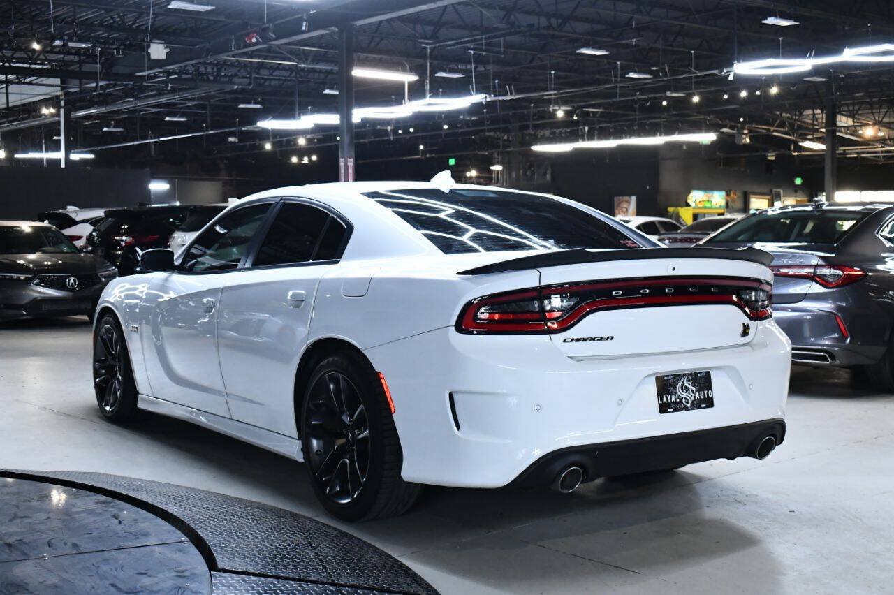 Used 2022 Dodge Charger Scat Pack RWD image 8