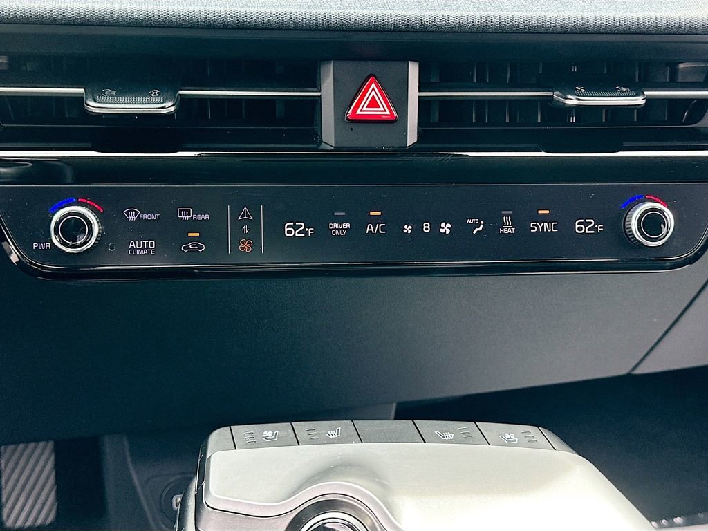 Certified 2024 Kia EV6 Wind image 16