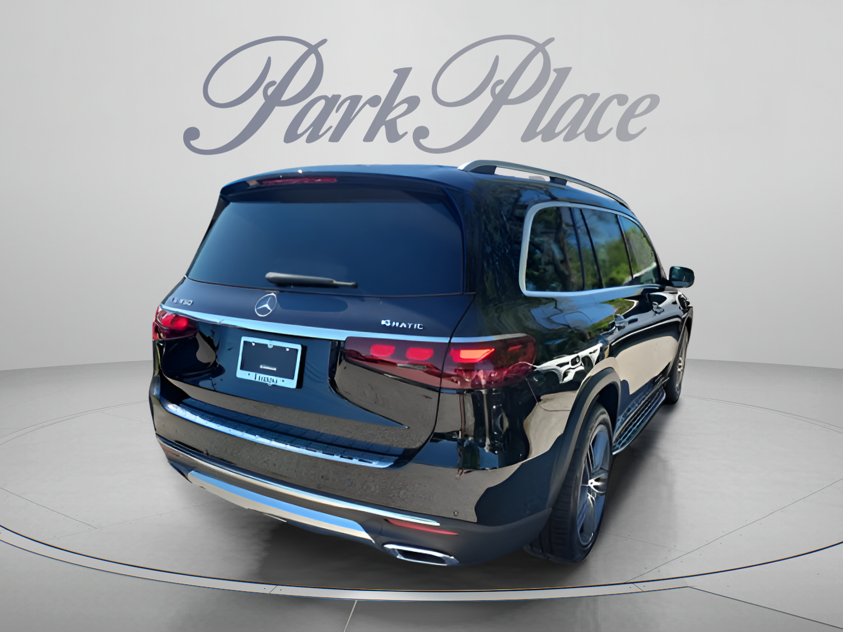 Certified 2026 Mercedes-Benz GLS 450 4MATIC image 3