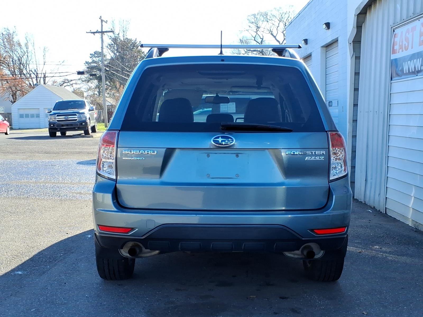 Used 2012 Subaru Forester 2.5X Premium w/ Popular Pkg 3 AWD/4WD image 4