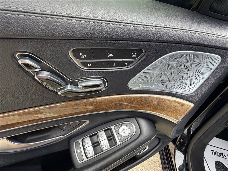 Used 2015 Mercedes-Benz S 550 4MATIC Sedan image 30