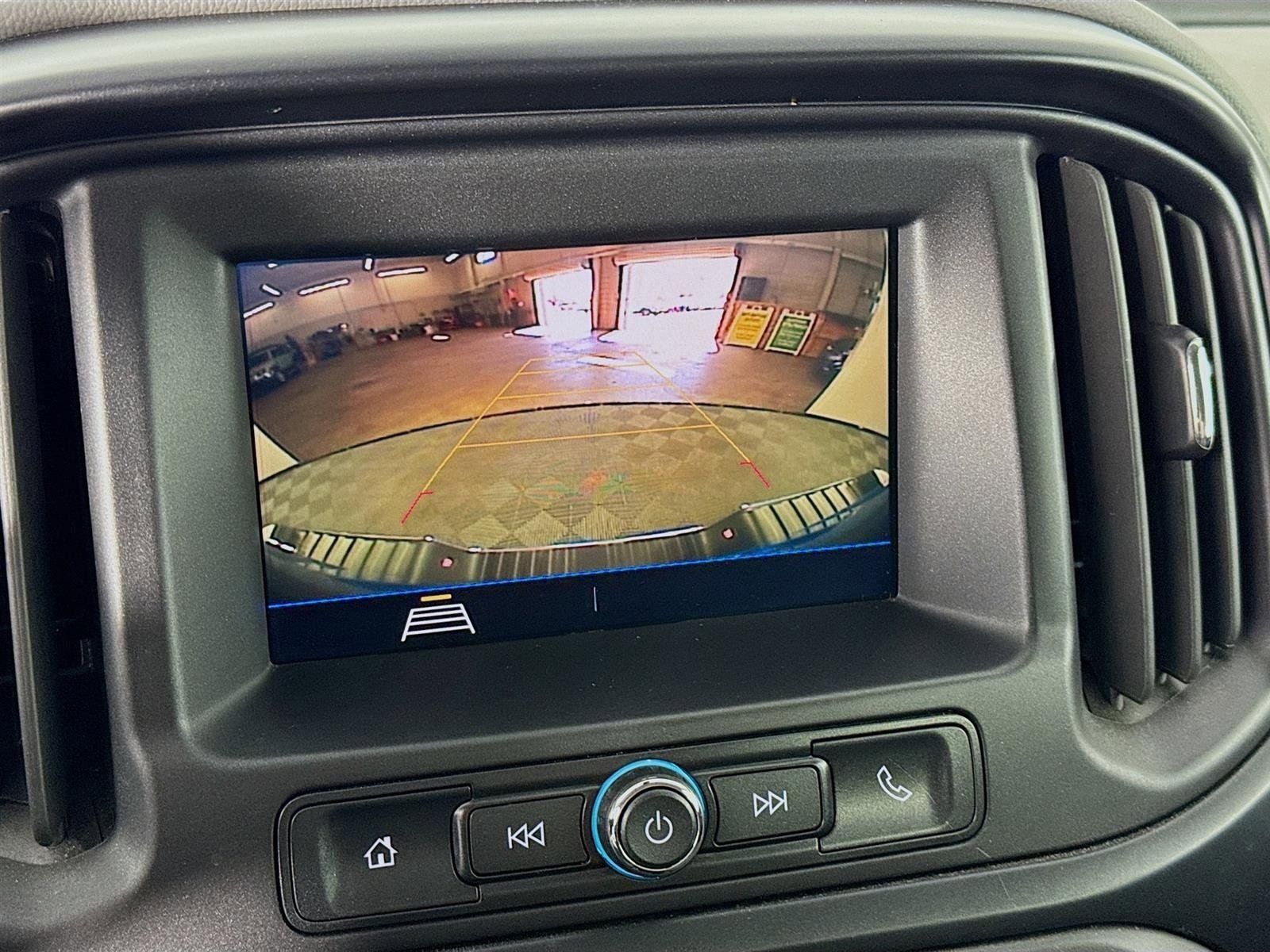 Used 2022 Chevrolet Colorado W/T w/ WT Convenience Package image 16