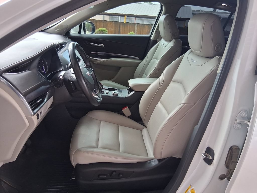 Used 2023 Cadillac XT4 Luxury FWD image 18