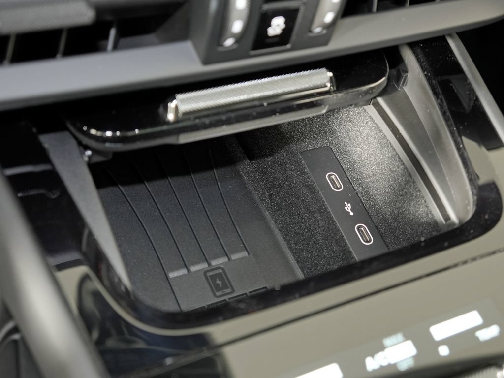 New 2026 Porsche Cayenne Coupe AWD/4WD image 31