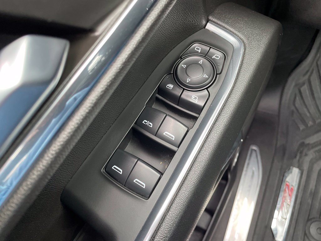 Used 2024 Chevrolet Silverado 2500 LT AWD/4WD image 25