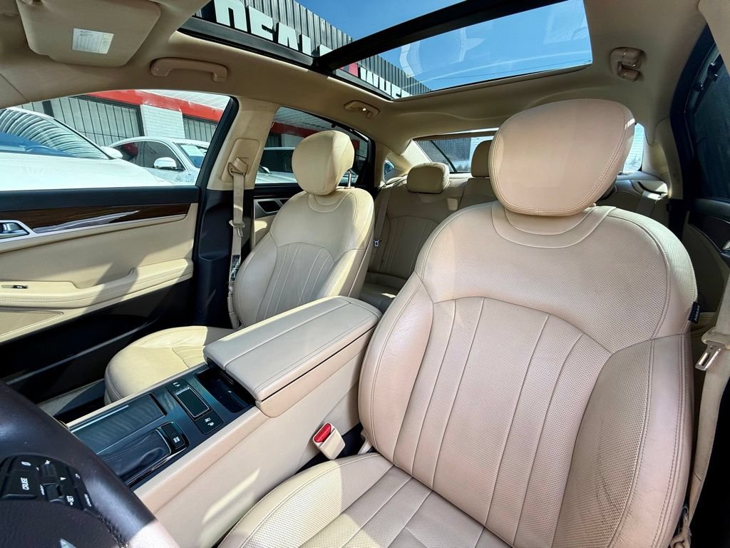 Used 2016 Hyundai Genesis 3.8 w/ Option Group 02 RWD image 25