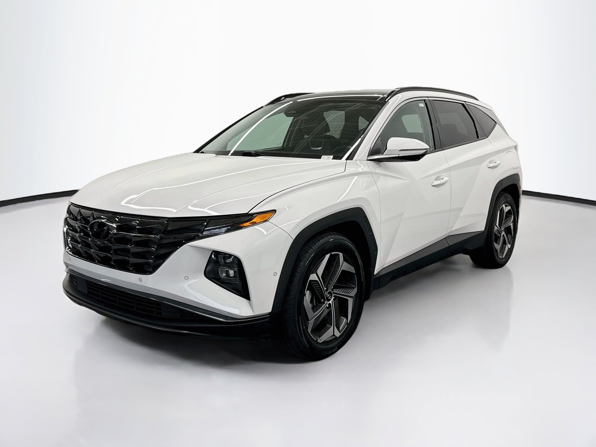 Used 2024 Hyundai Tucson Limited FWD image 3