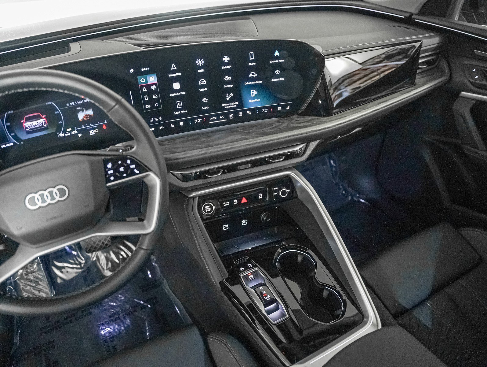 Certified 2025 Audi Q5 Premium Plus w/ Premium Plus image 18