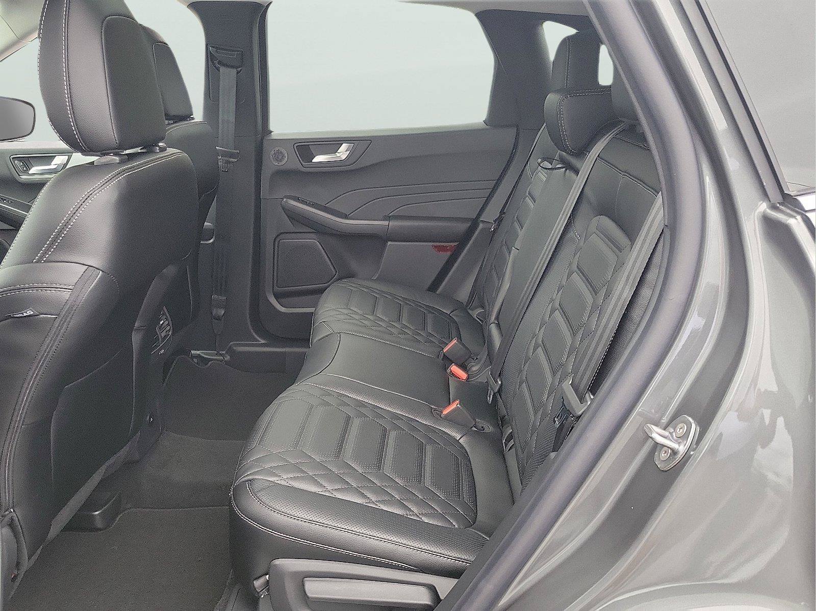 New 2024 Ford Escape SE w/ PHEV Premium Package FWD image 7