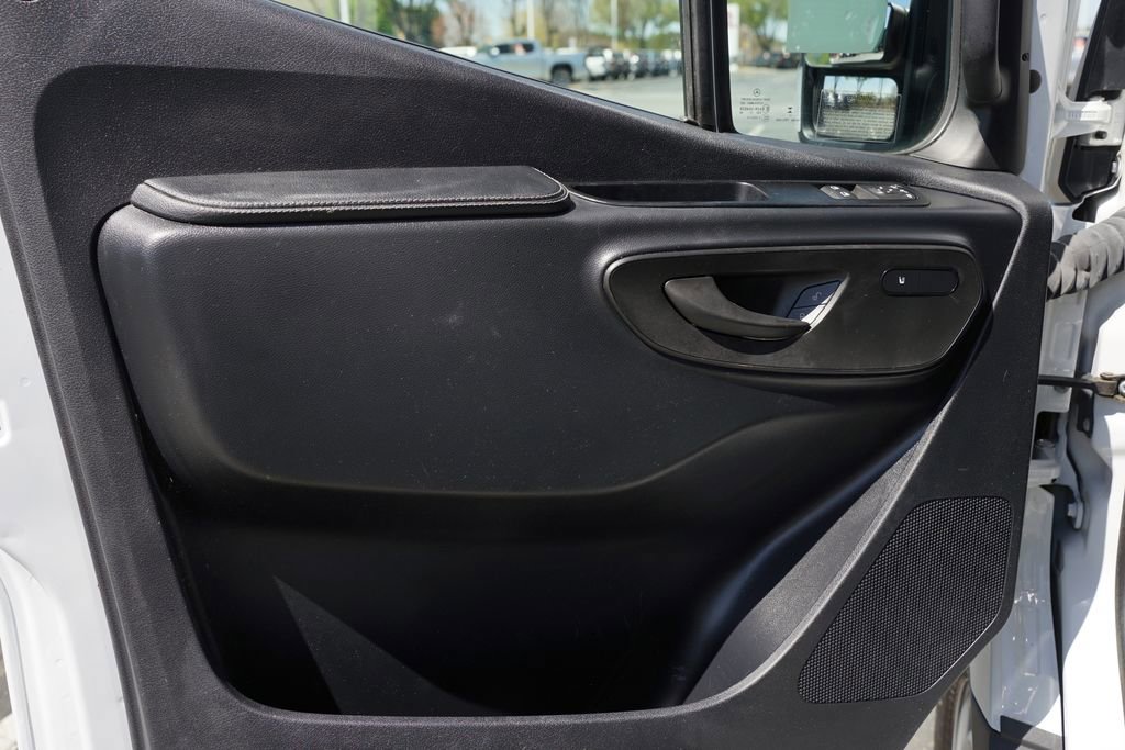 Used 2024 Mercedes-Benz Sprinter 2500 image 27