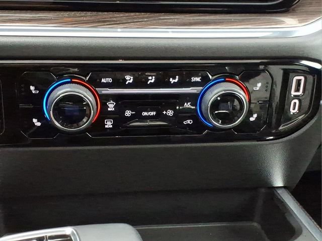 Used 2024 Chevrolet Silverado 1500 LT Trail Boss w/ Convenience Package II AWD/4WD image 20