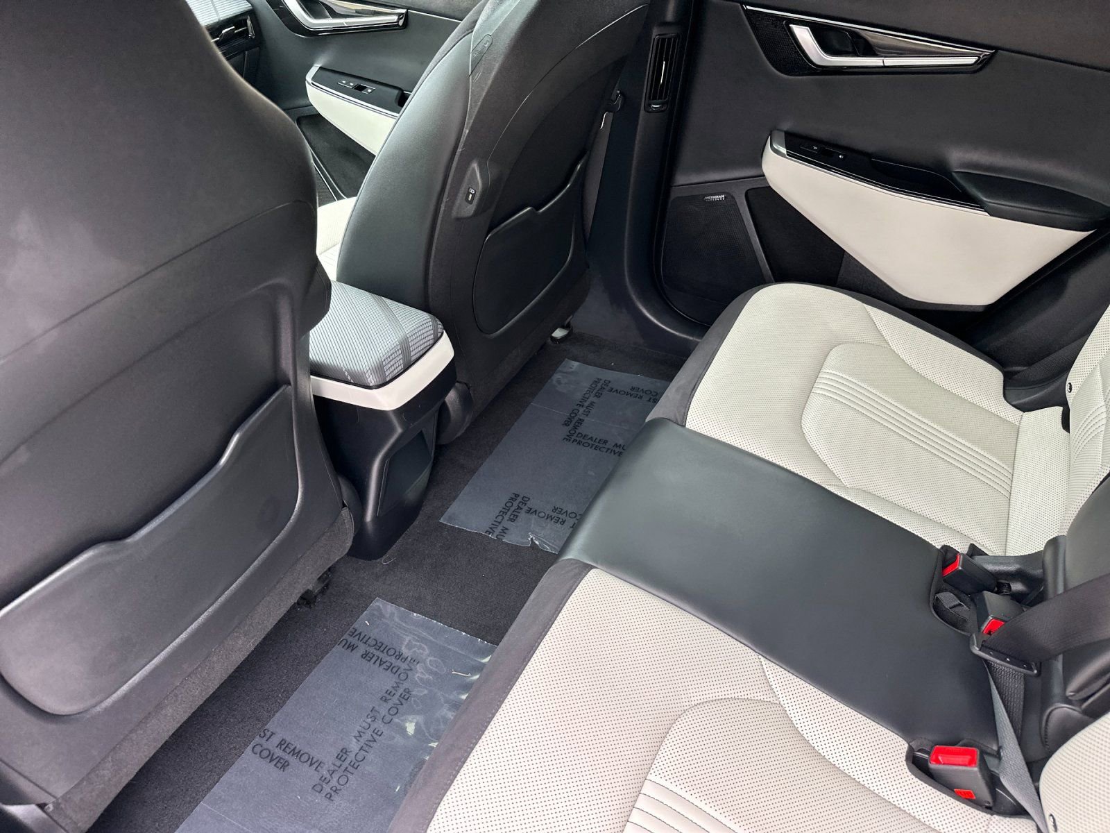 Certified 2024 Kia EV6 GT-Line w/ GT-Line White Seat Package image 16