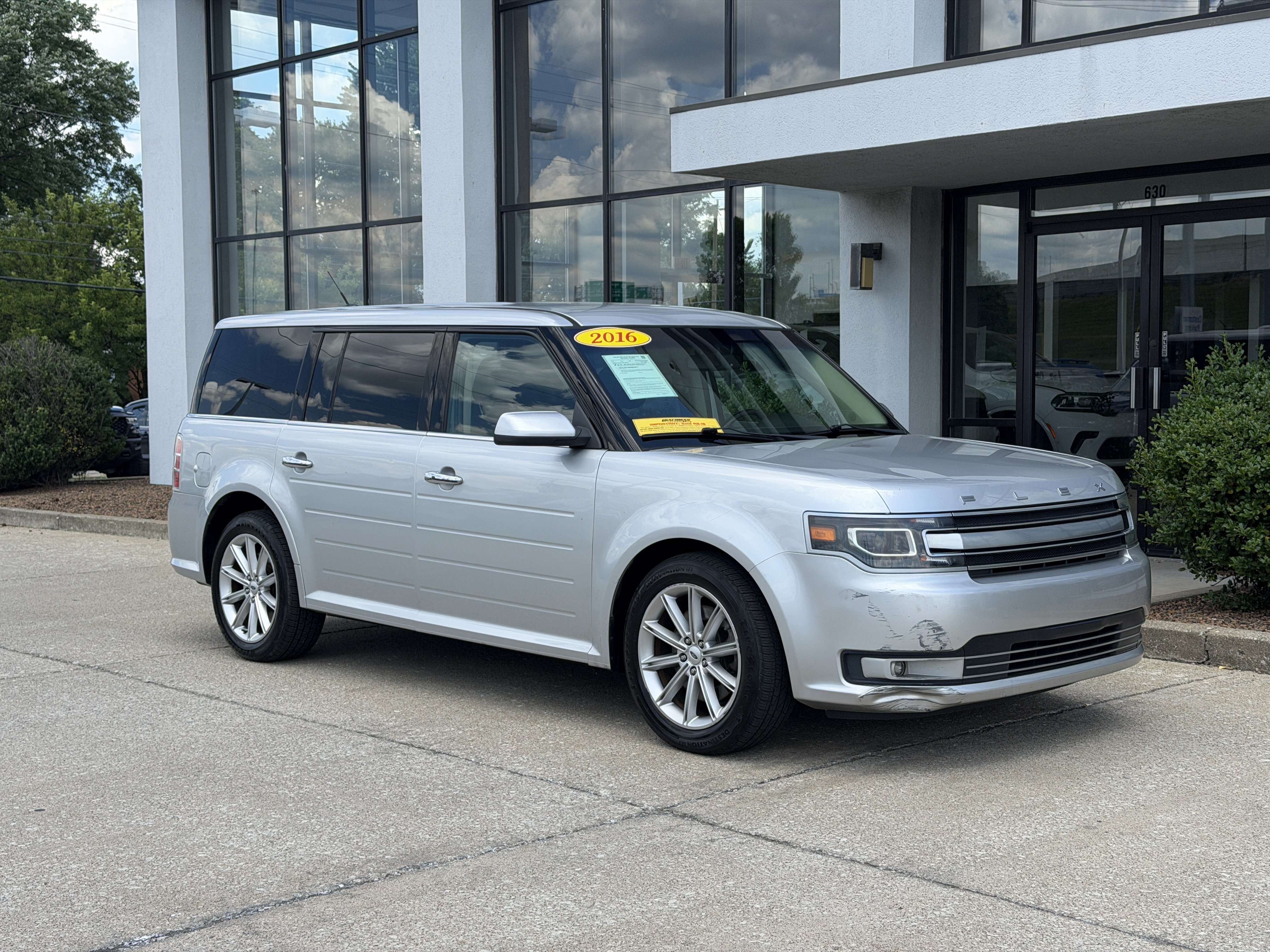 Used 2016 Ford Flex Limited AWD/4WD image 2