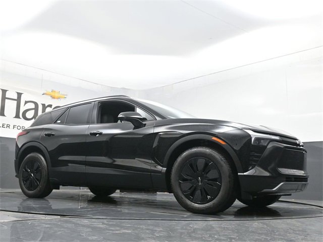 New 2026 Chevrolet Blazer EV LT image 2