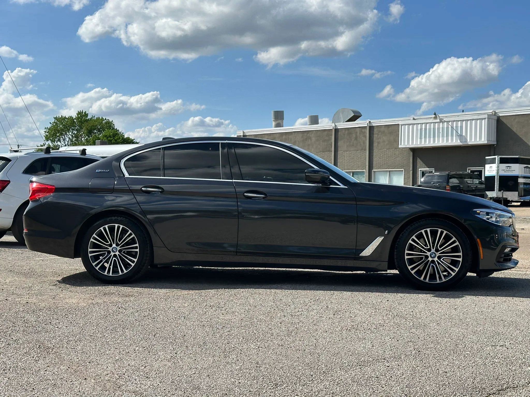 Used 2018 BMW 530e w/ Premium Package 2 image 8