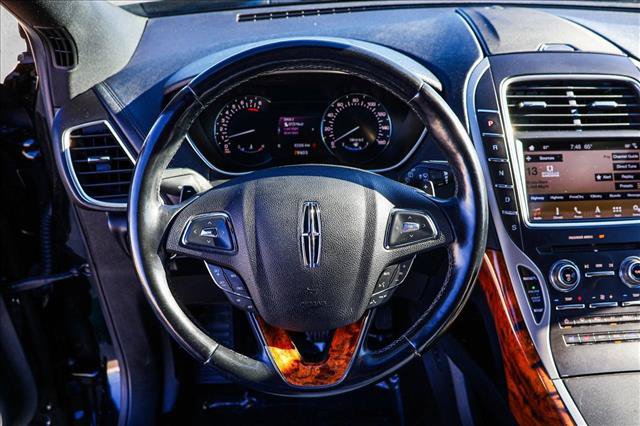 Used 2016 Lincoln MKX Reserve w/ Climate Package AWD/4WD image 13