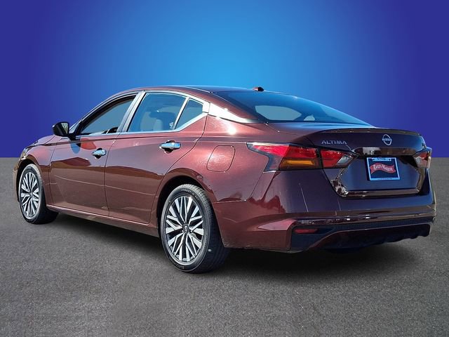 Used 2024 Nissan Altima 2.5 SV image 6