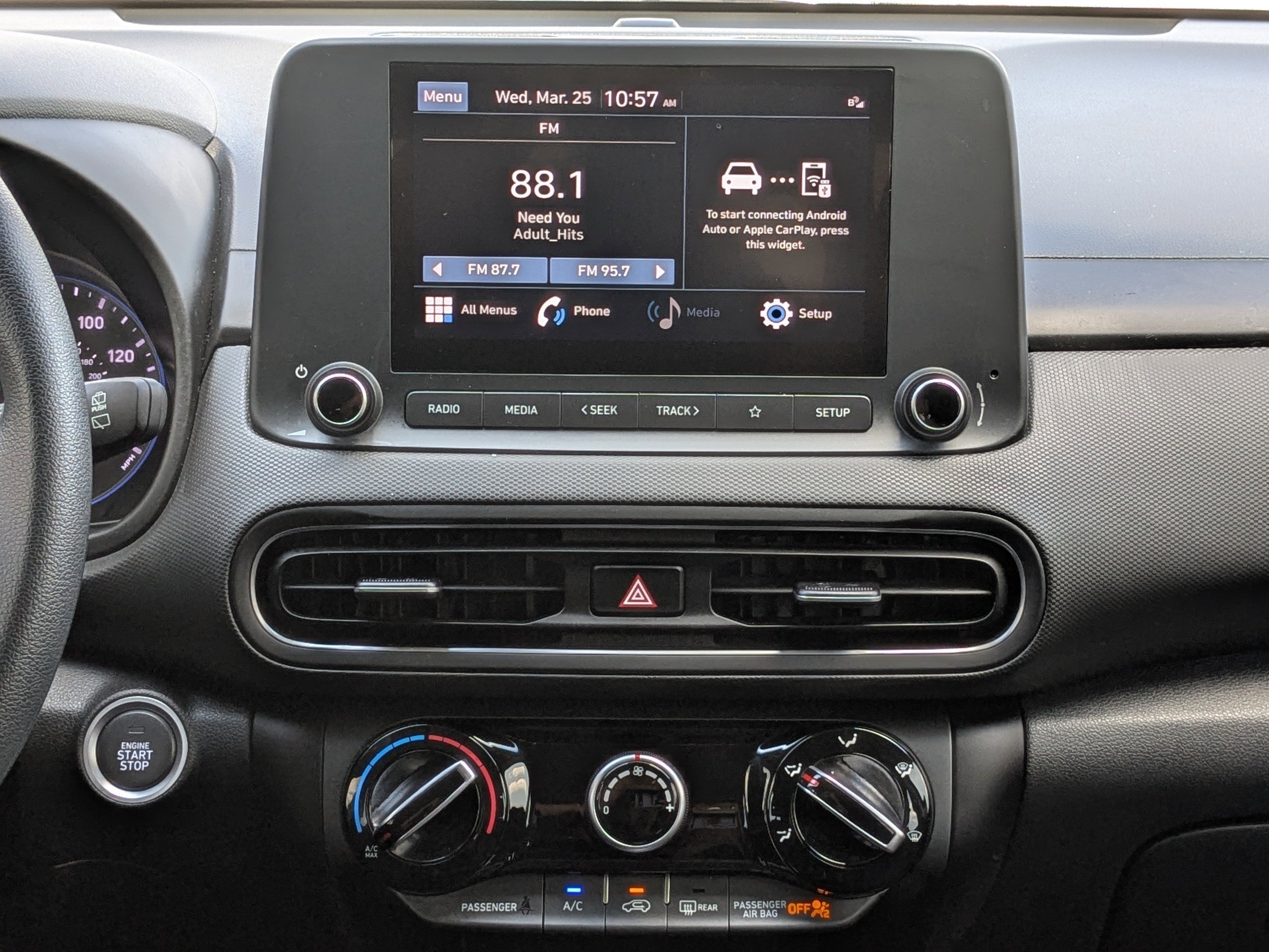 Used 2023 Hyundai Kona SEL image 20