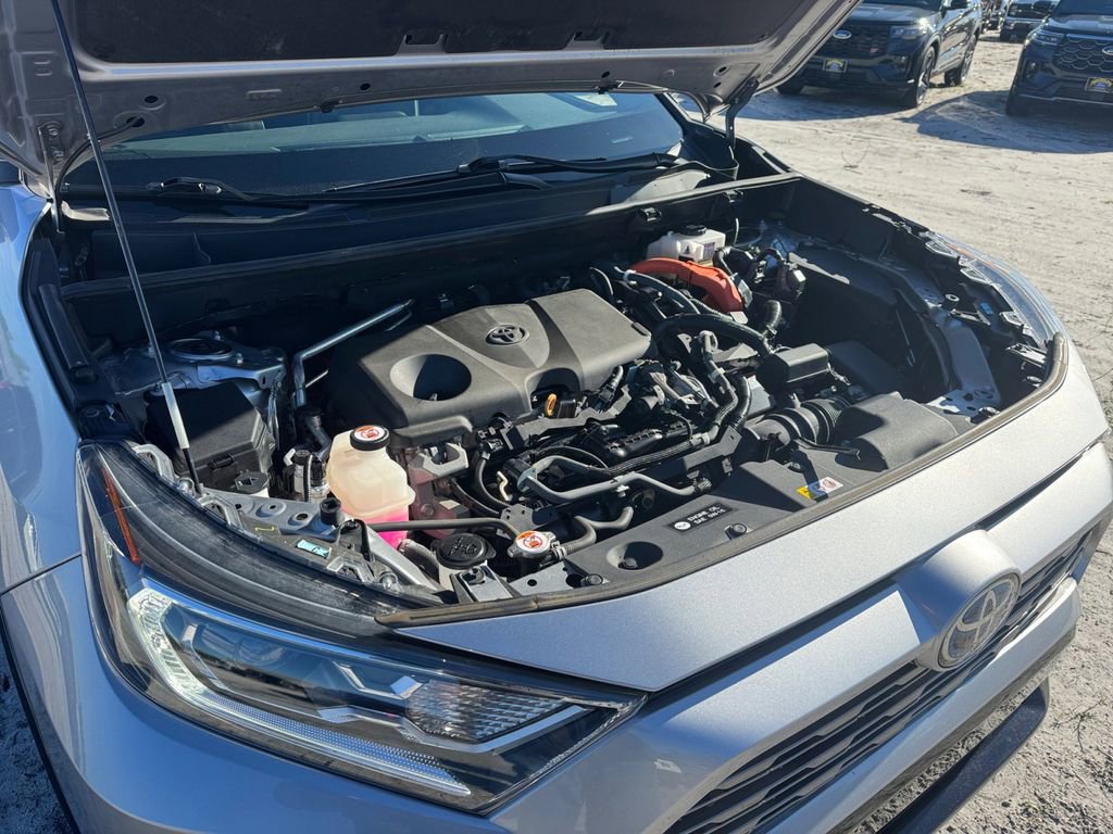 Used 2021 Toyota RAV4 XSE image 29