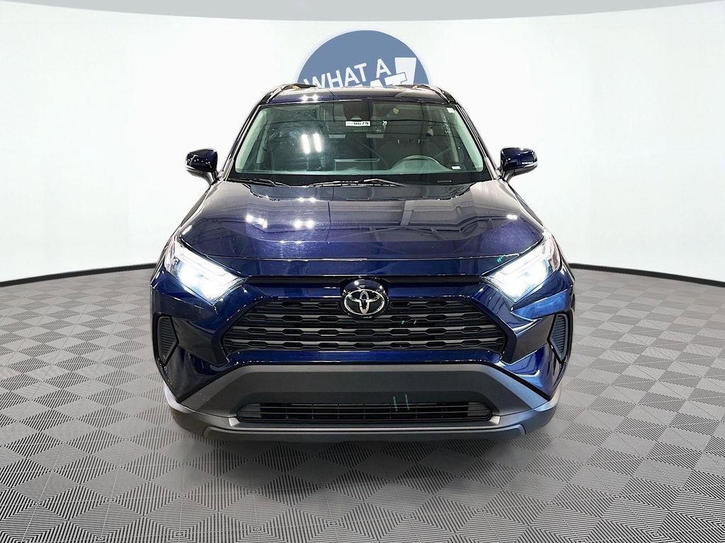 Used 2024 Toyota RAV4 XLE video 2