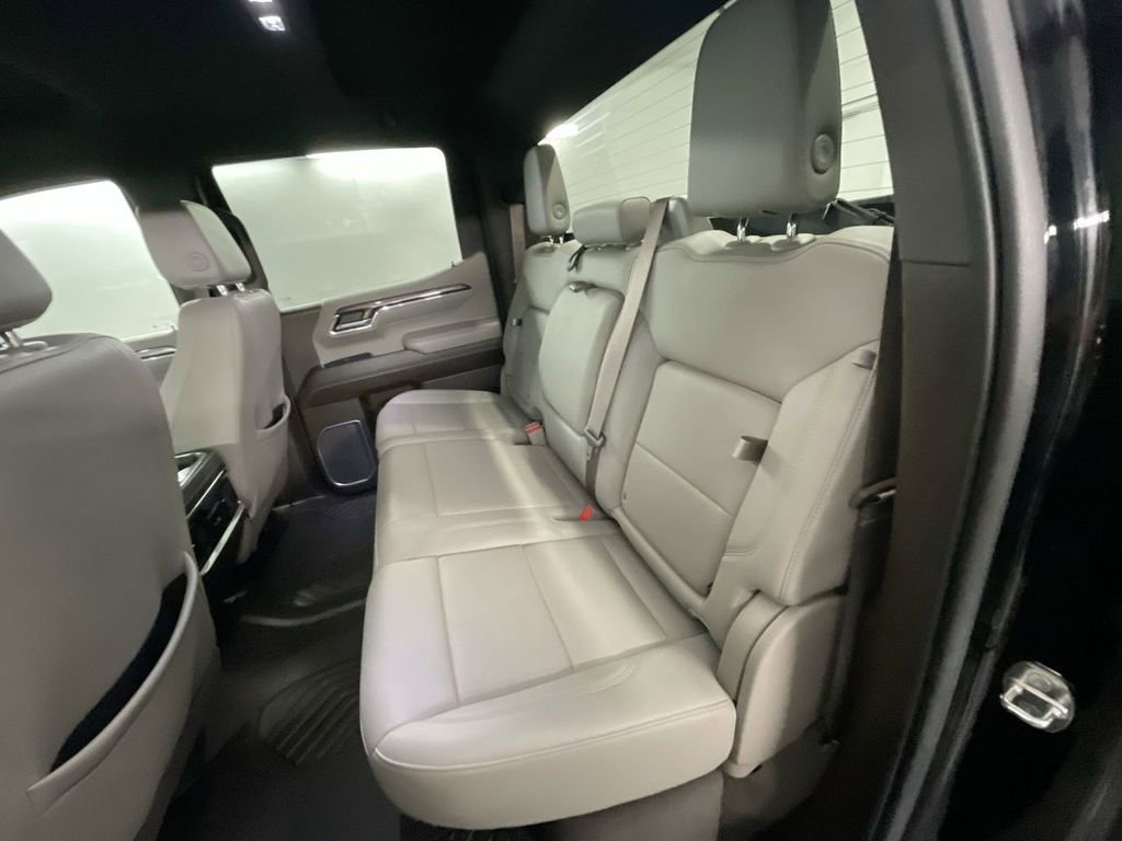 Certified 2023 Chevrolet Silverado 1500 LTZ image 25