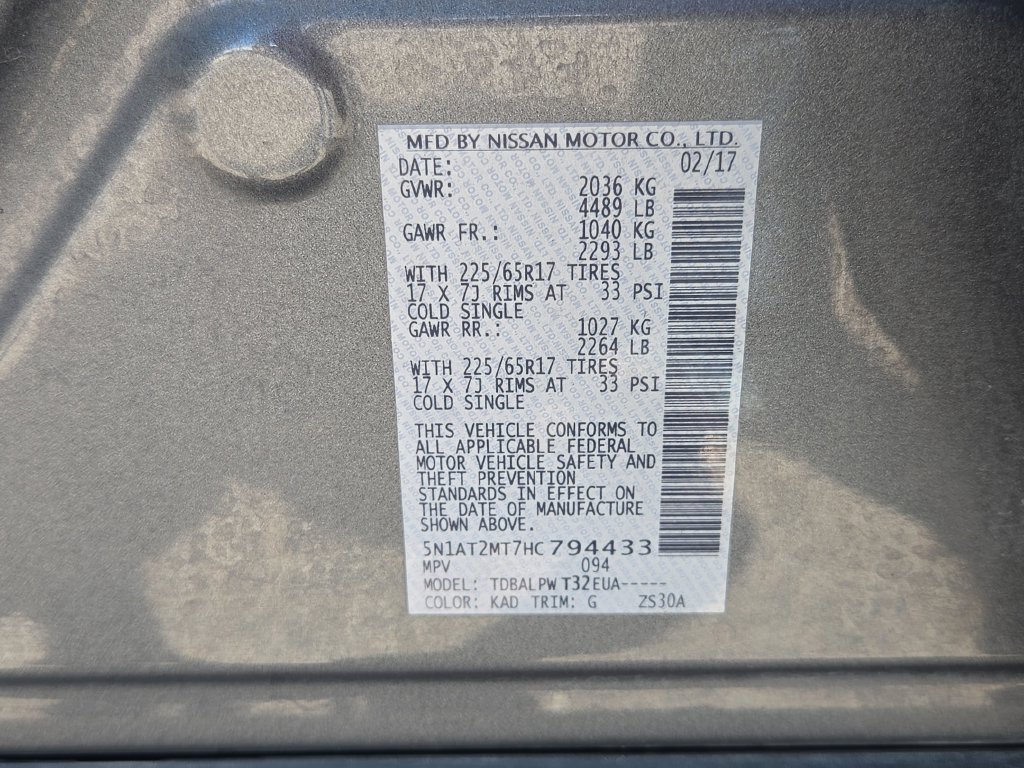 Used 2017 Nissan Rogue S FWD image 40